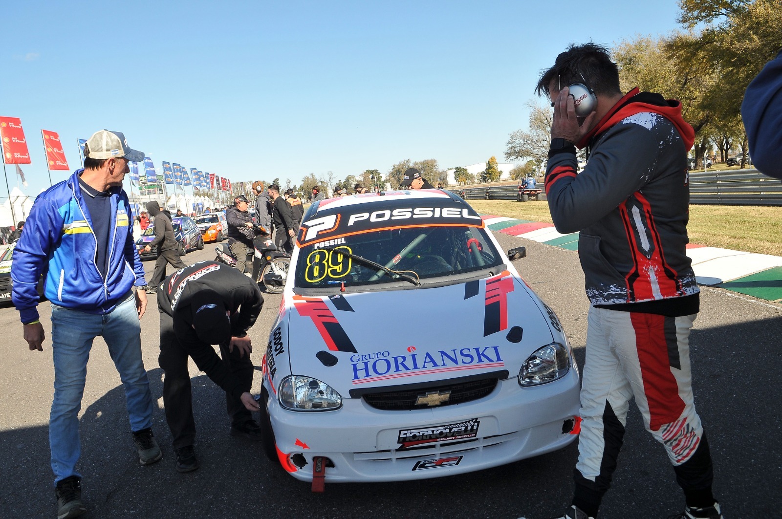 Santiago Possiel estrenó el Corsa con un top ten y Jorge avanzó 16 puestos en San Jorge 3